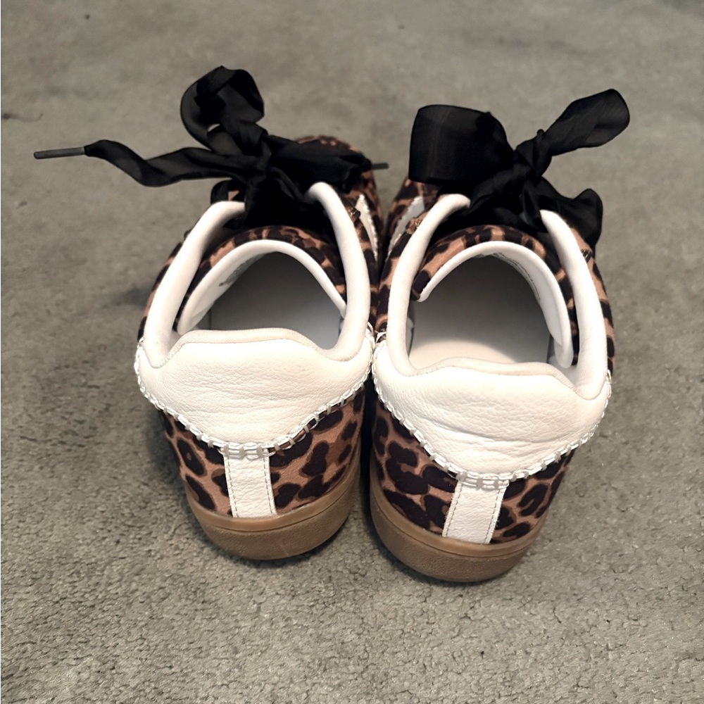 Universal Thread Spencer Leopard Print Sneakers - image 4